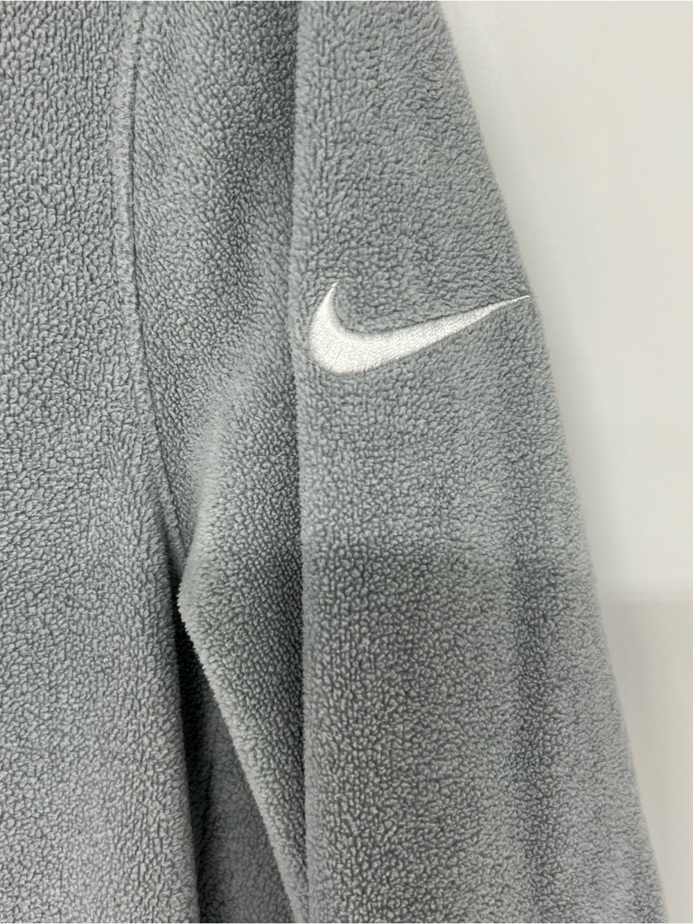 Nike fleece turtle neck sweater women’s medium - Picture 3 of 6
